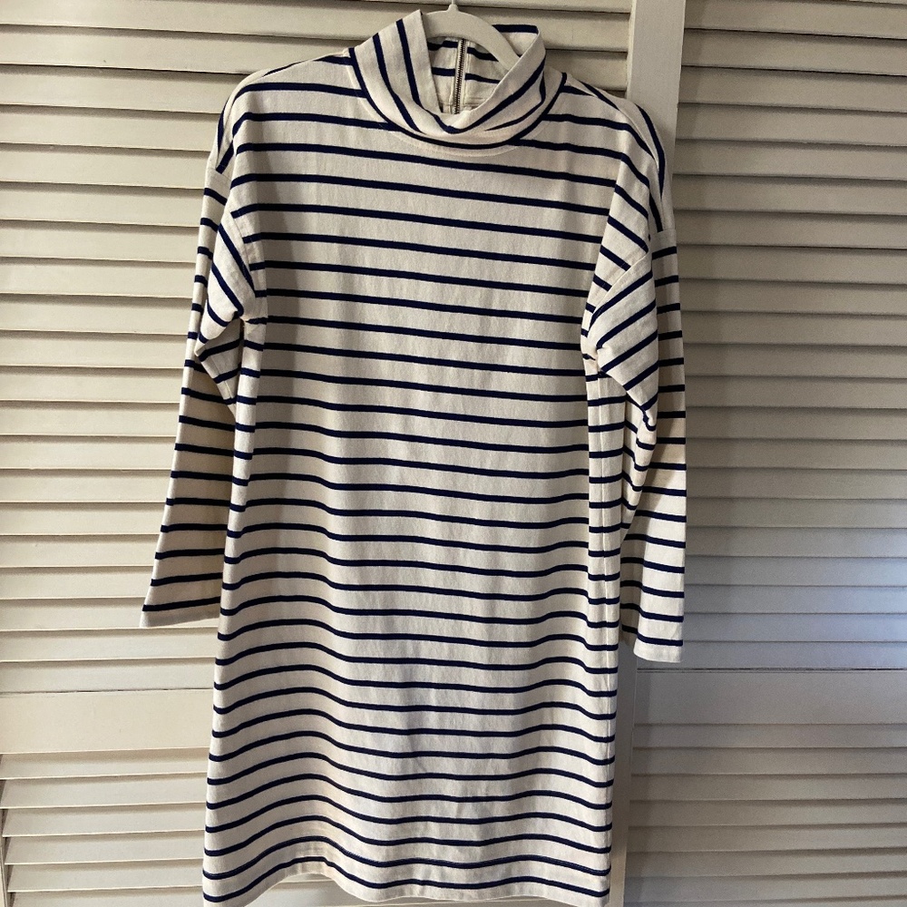 Vineyard Vines navy blue/cream striped long sleeved cotton jersey dress